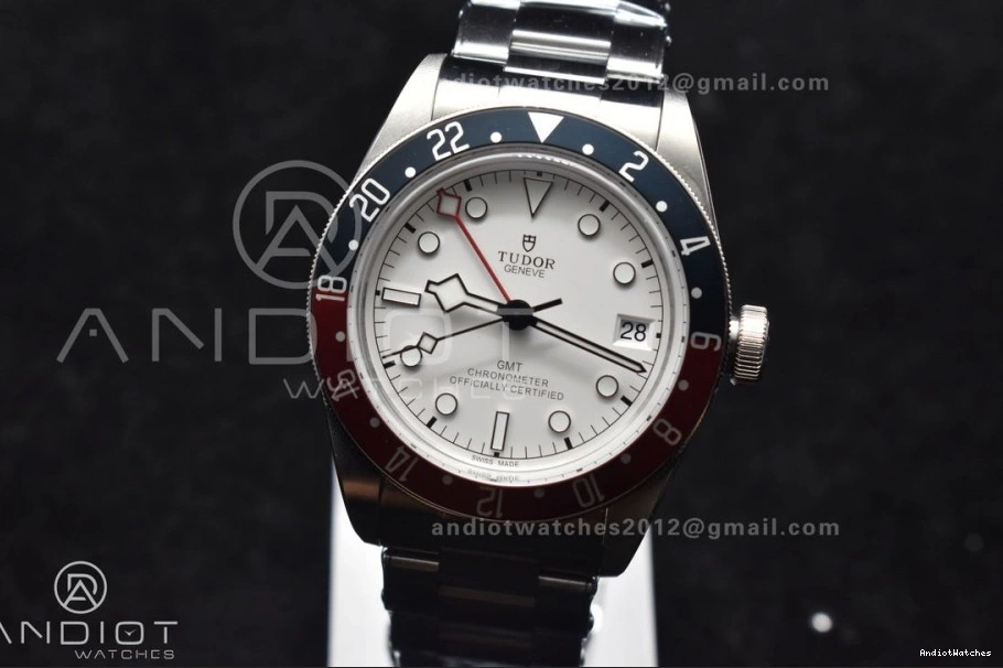 Bay Black 521 White Dial Bracelet on 1:1 ZF SS Red Edition SoftTouch A Pepsi Bezel Best GMT Blue 1006